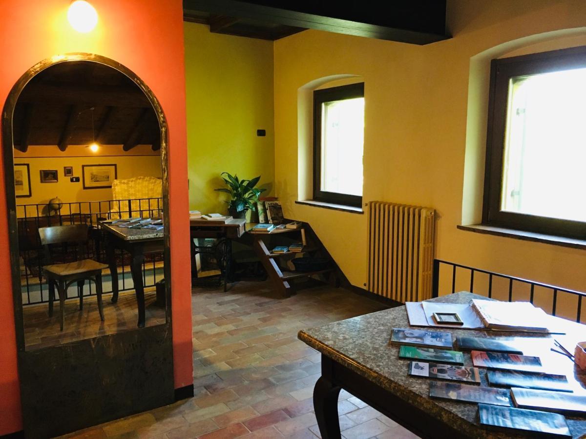 B&B Ai Tre Confini Monzambano Eksteriør bilde